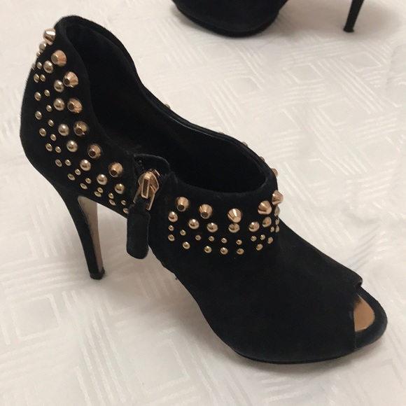 BCBGMaxAzria Black Velvet Peep-toe Pumps - Picture 3 of 4